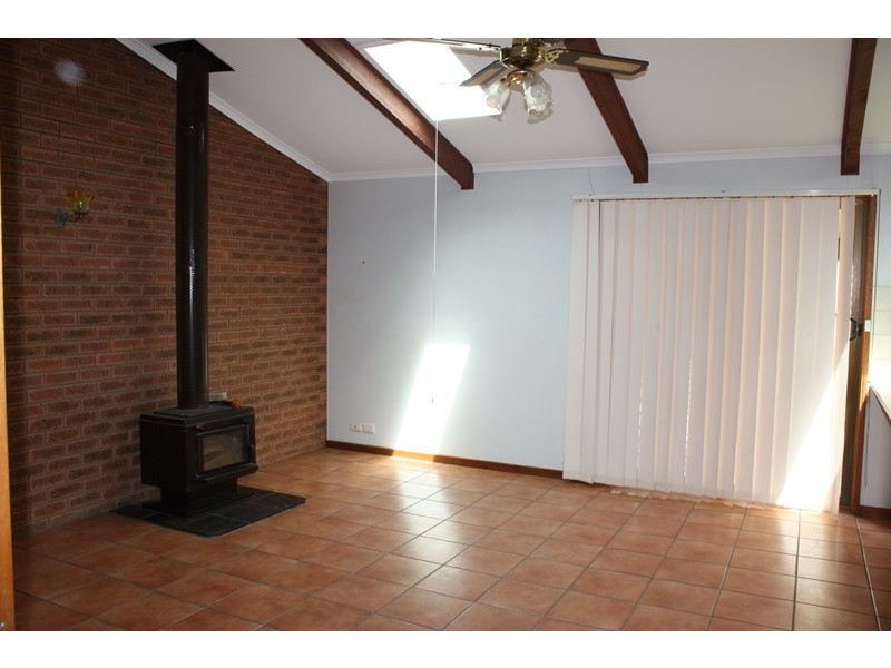 228 Adams Street, Corowa NSW 2646