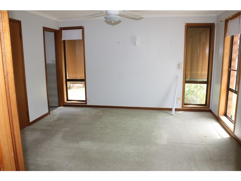 228 Adams Street, Corowa NSW 2646