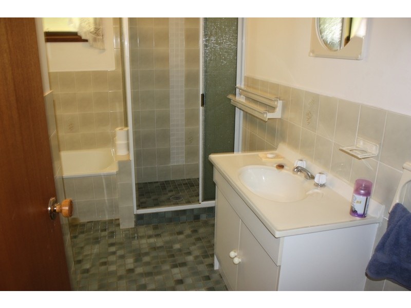 228 Adams Street, Corowa NSW 2646