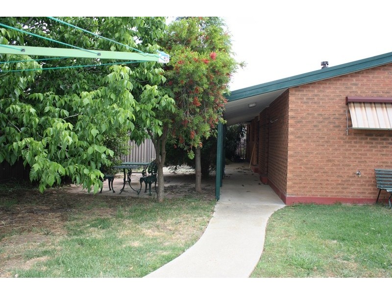 228 Adams Street, Corowa NSW 2646