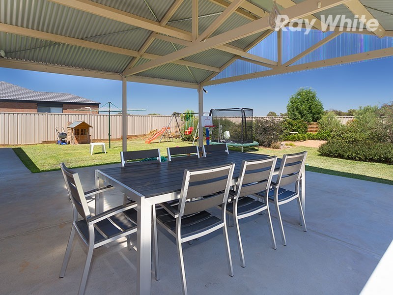 25 Chisnall Street, Corowa NSW 2646