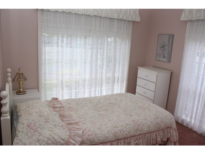 37 Birdwood Street, Corowa NSW 2646