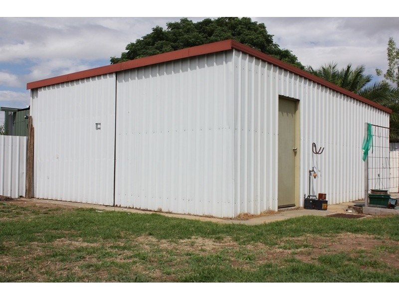 37 Birdwood Street, Corowa NSW 2646