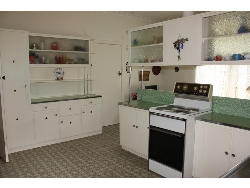 27 Birdwood Street, Corowa NSW 2646