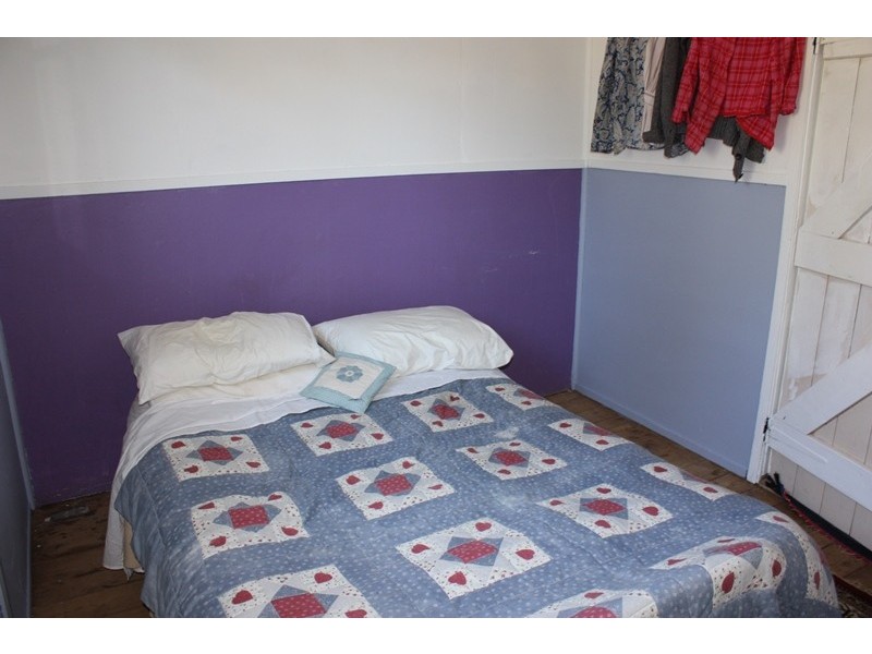 1 Kirkham Street, Lowesdale NSW 2646