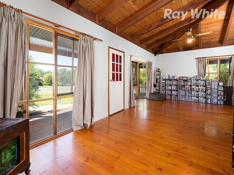 16 Carson Drive, Corowa NSW 2646
