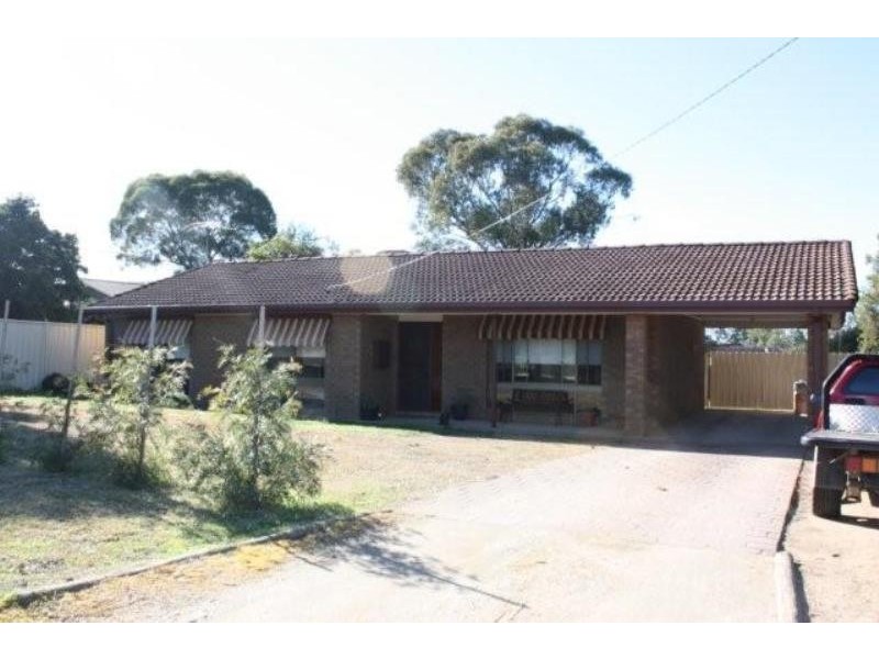 172 Hume Street, Corowa NSW 2646