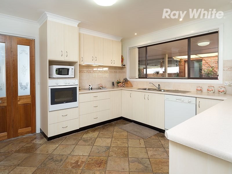 14 Carson Drive, Corowa NSW 2646
