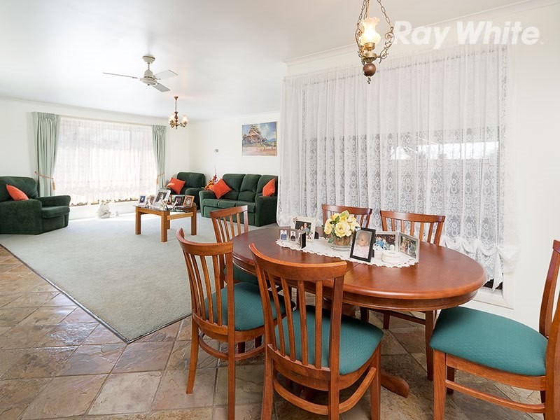 14 Carson Drive, Corowa NSW 2646