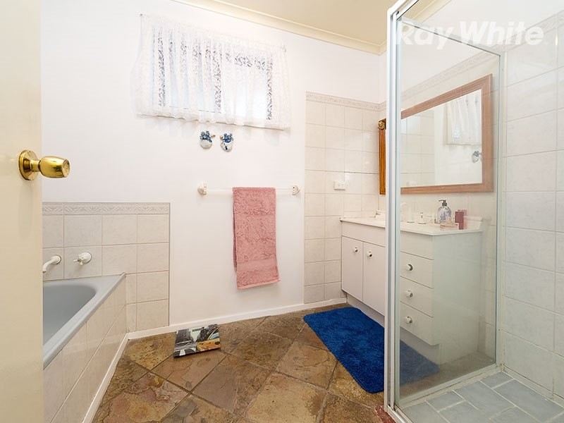 14 Carson Drive, Corowa NSW 2646