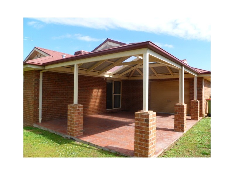 15 Matthew Court, Corowa NSW 2646