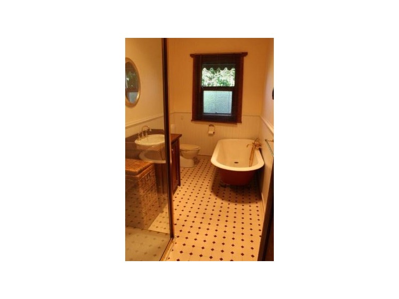 15 Tower Street, Corowa NSW 2646