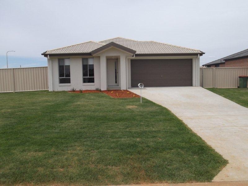18 Chisnall Street, Corowa NSW 2646