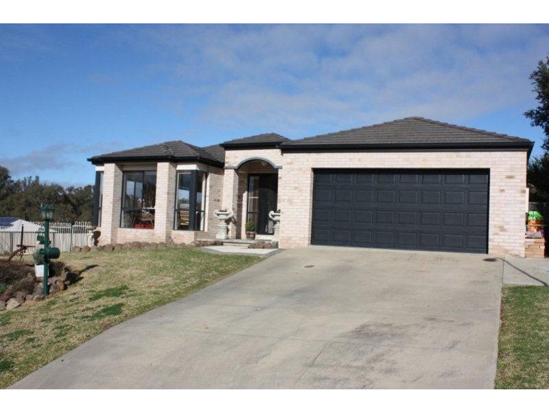 28 Carson Drive, Corowa NSW 2646