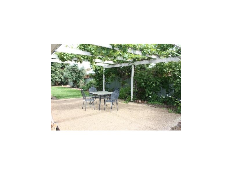 8 Andyanna Court, Corowa NSW 2646