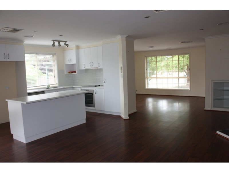 20 Pinot Crescent, Corowa NSW 2646