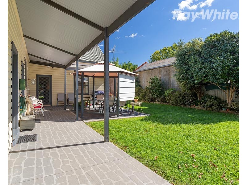 18 Alfred Street, Corowa NSW 2646