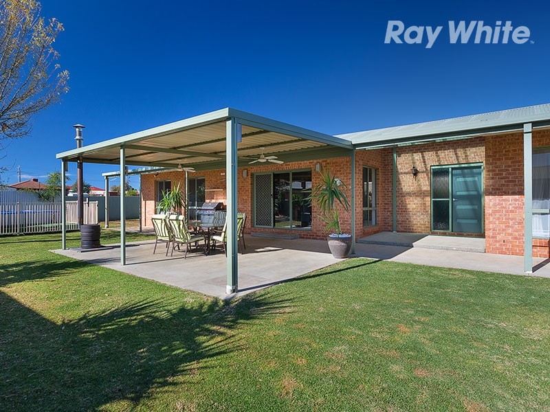6 Jasmin Court, Corowa NSW 2646
