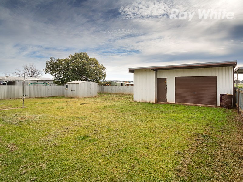 106 Redlands Road, Corowa NSW 2646