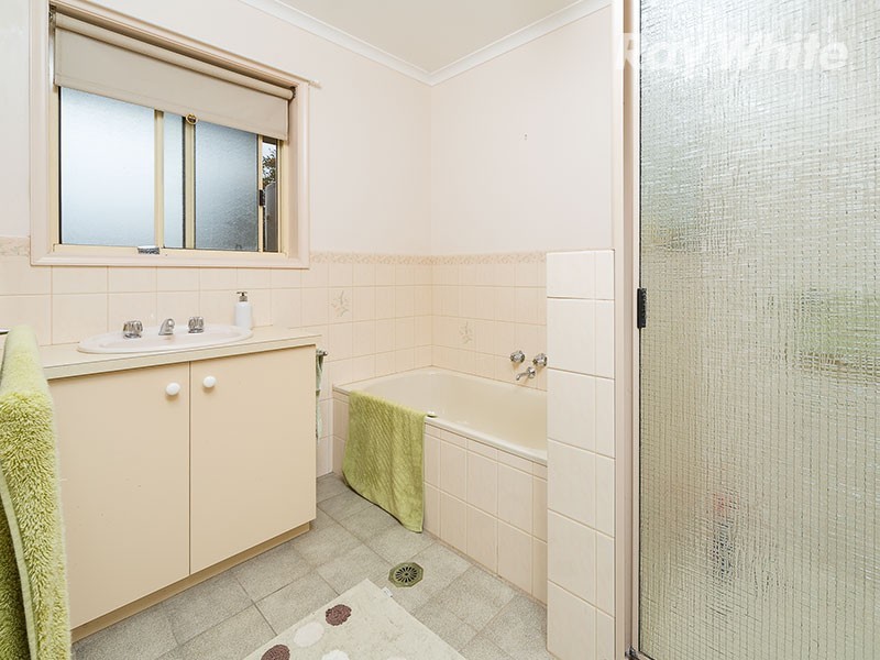 15 Bristol Crt – Cnr of  Bristol Court andTower Street, Corowa NSW 2646