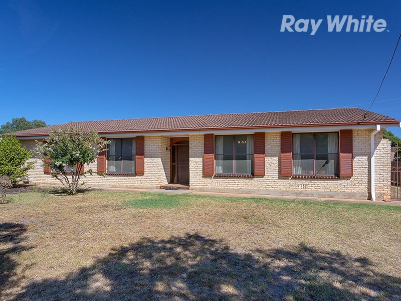 55 Vera Street, Corowa NSW 2646