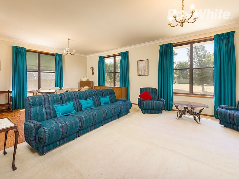 55 Vera Street, Corowa NSW 2646