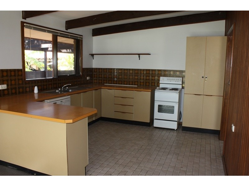 16 Edward Street, Corowa NSW 2646