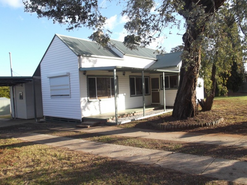 21 Tower Street, Corowa NSW 2646