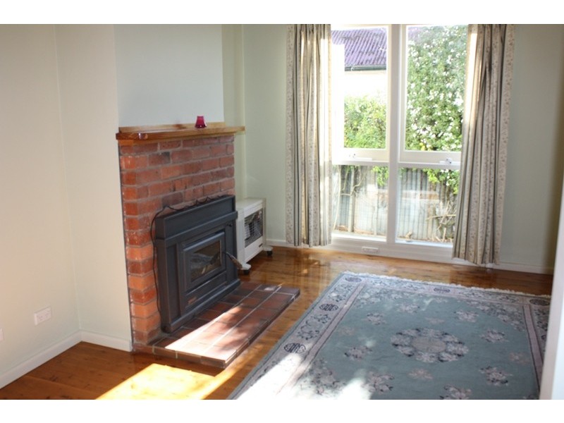 12 Henry Street, Corowa NSW 2646