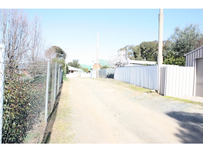 12 Henry Street, Corowa NSW 2646