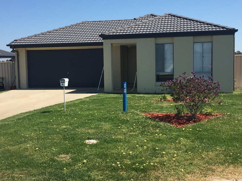 9 Chisnall Street, Corowa NSW 2646