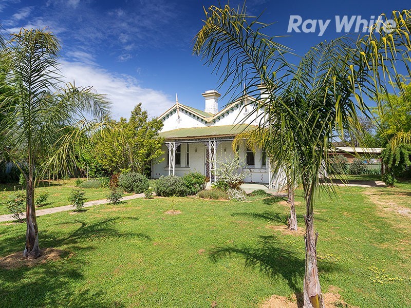 42 Albert Street, Corowa NSW 2646