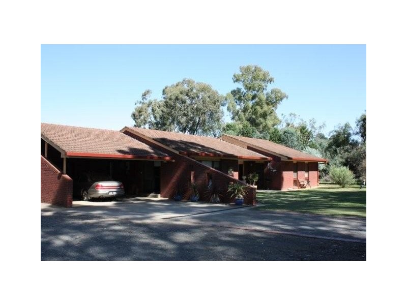 33 Airlie Street, Corowa NSW 2646