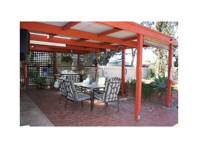 33 Airlie Street, Corowa NSW 2646