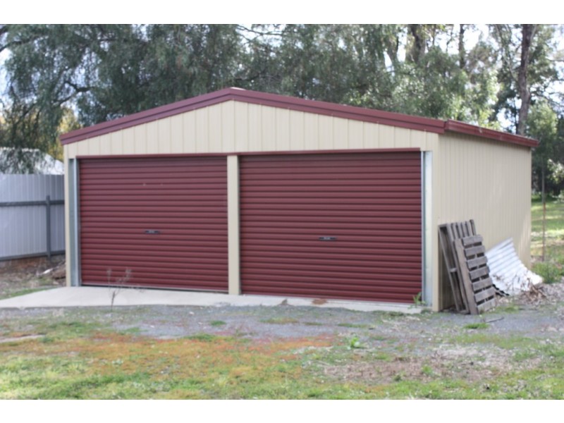 33 Airlie Street, Corowa NSW 2646