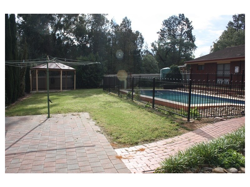 33 Airlie Street, Corowa NSW 2646