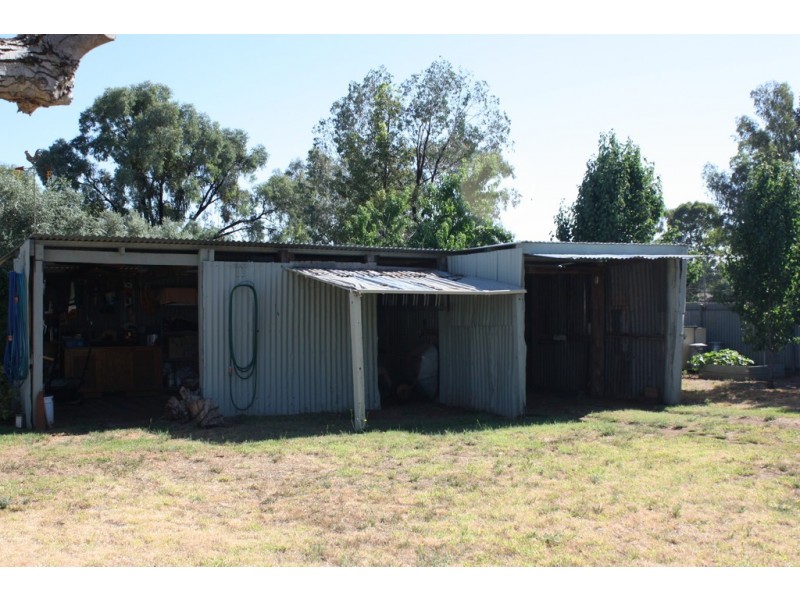 32 King Street, Corowa NSW 2646