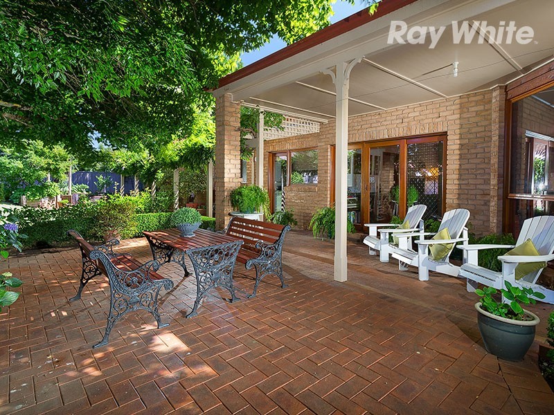 65 Federation Avenue, Corowa NSW 2646