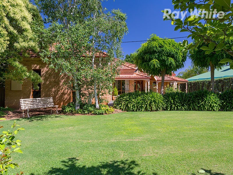 65 Federation Avenue, Corowa NSW 2646