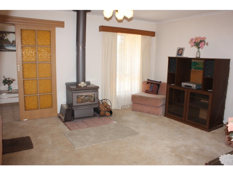 18 Martin Street, Corowa NSW 2646