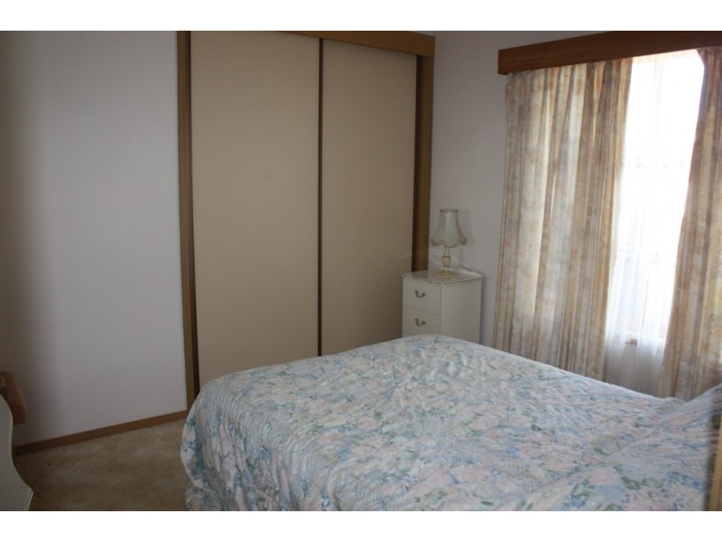 18 Martin Street, Corowa NSW 2646