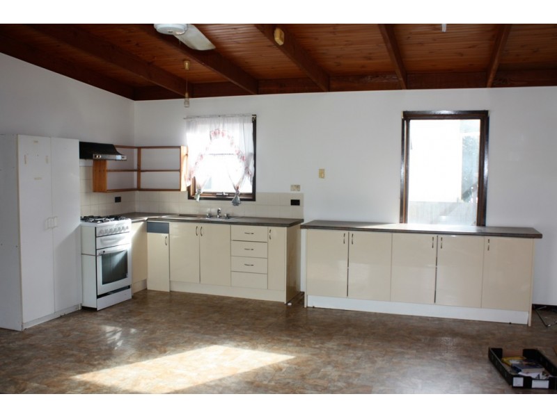 147 Church Street, Corowa NSW 2646