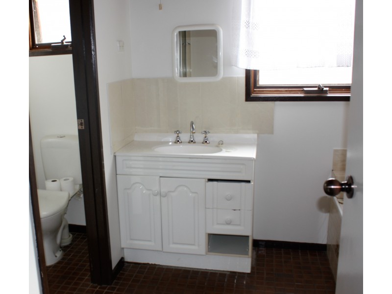 147 Church Street, Corowa NSW 2646