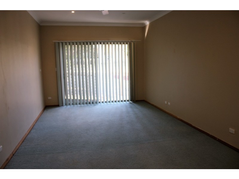 9 Birdwood Street, Corowa NSW 2646