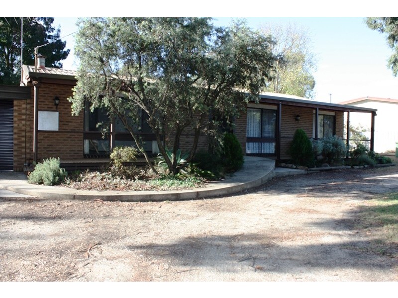 56 Hay Street, Corowa NSW 2646