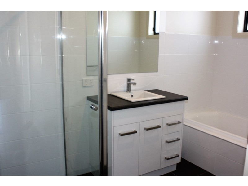 24 Bow Street, Corowa NSW 2646