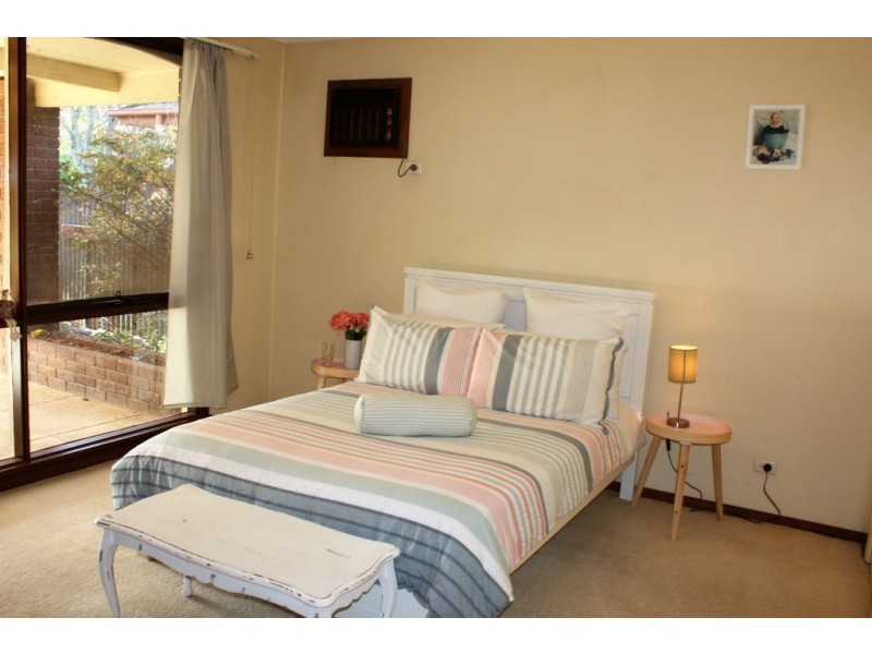 77 Banff Street, Corowa NSW 2646