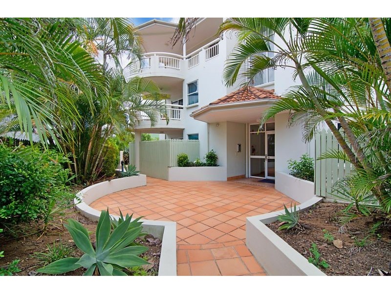 2/1 Sheehan Street, Milton QLD 4064