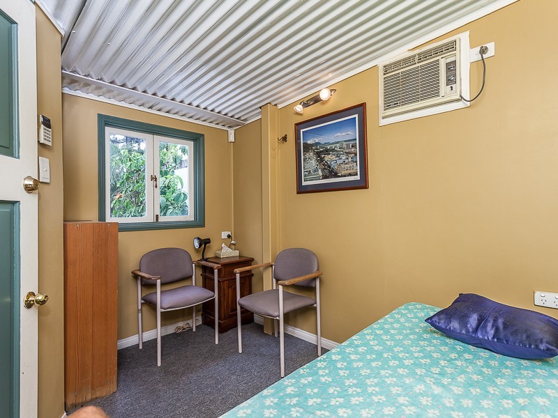 37 Windsor Road, Red Hill QLD 4059