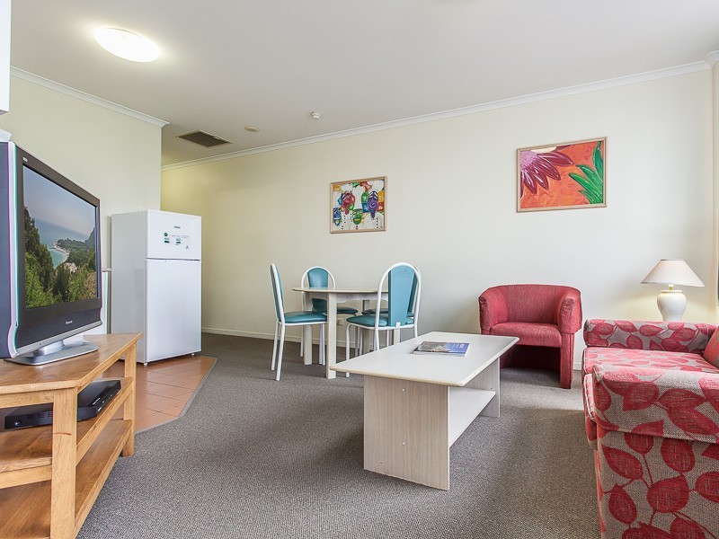 204/435 Coronation Drive, Auchenflower QLD 4066